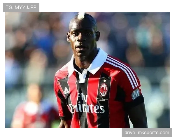 巴洛特利射门方式